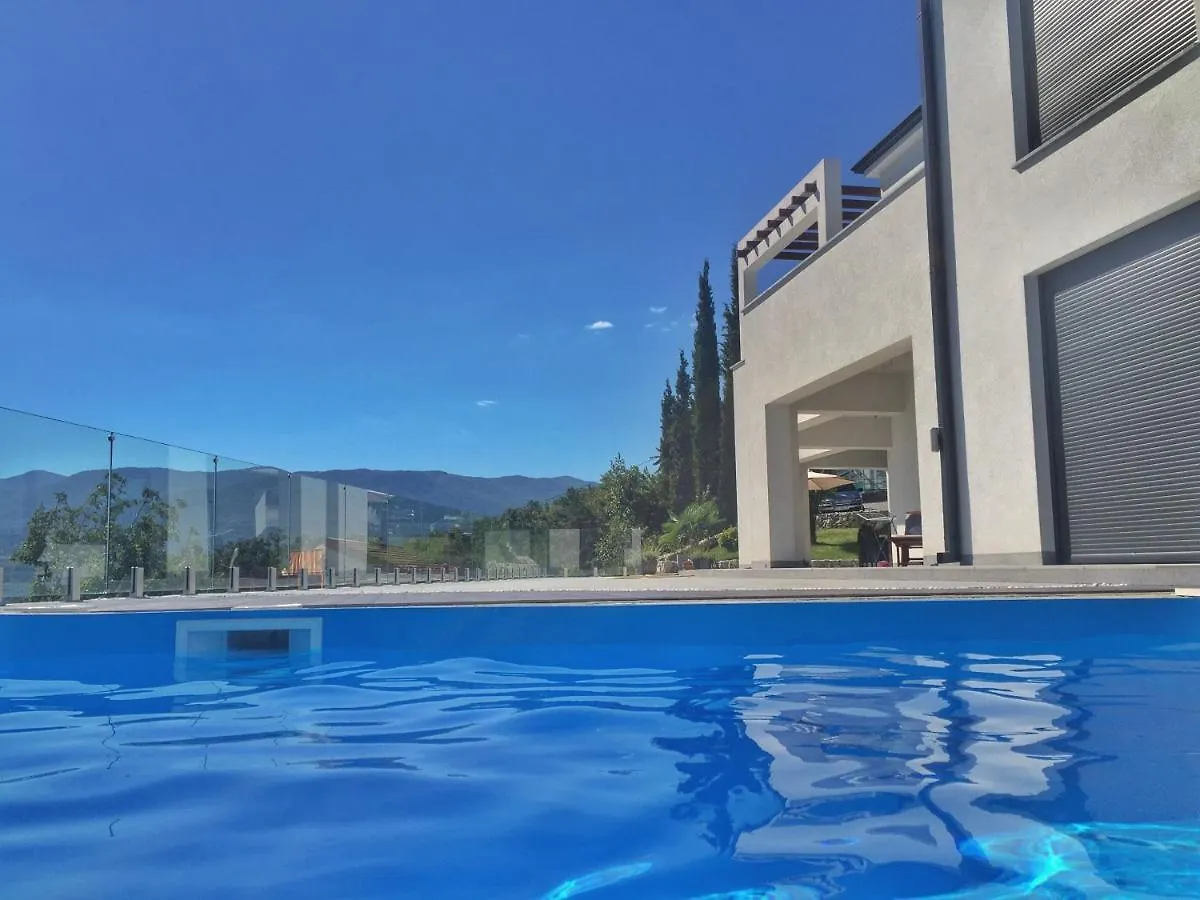 Apartment Flora With Swimming Pool Kastav Kroatien